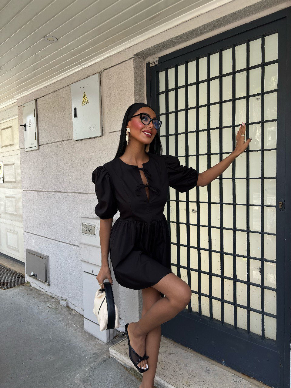 Front Bow Tie and Balloon Sleeve Dress