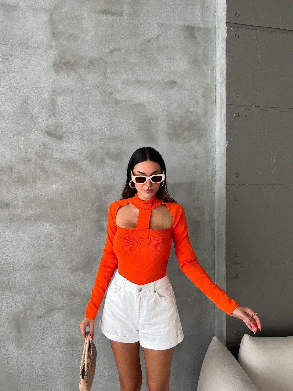 La Soleil Blouse met Ruguitsnijding