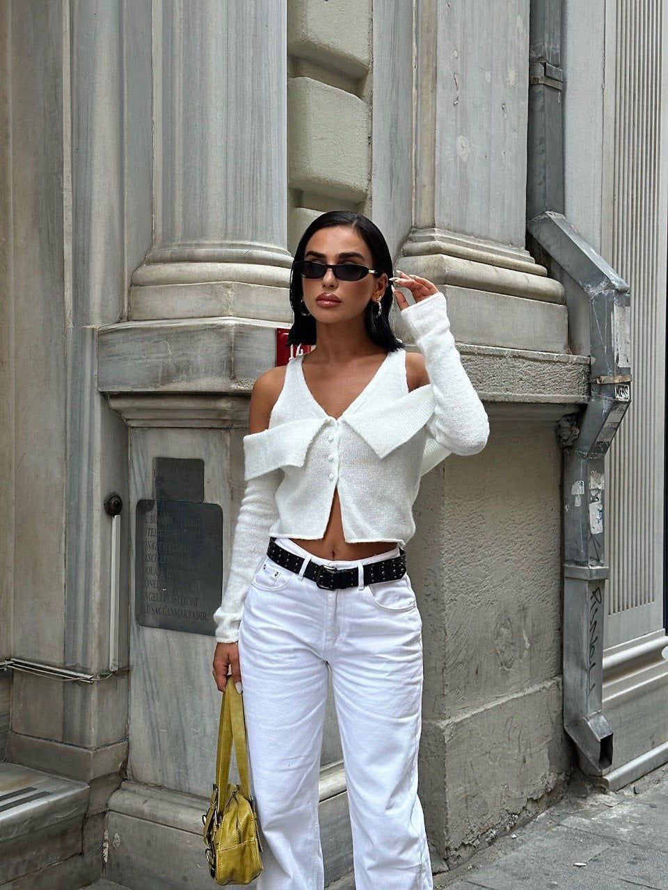 Chique Aperture Cardigan